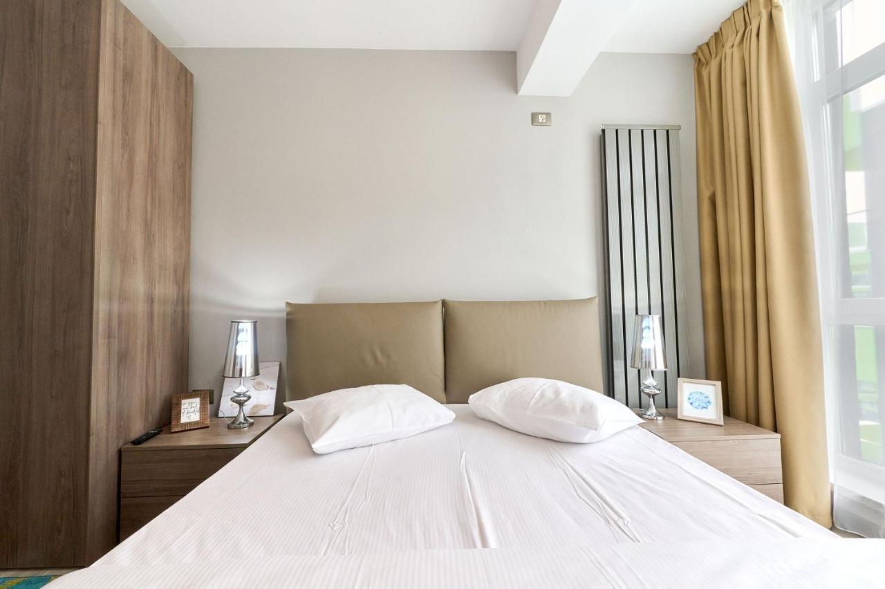 Olive Apartment In Spa N Pool Resort-Parking Mamaia Dış mekan fotoğraf